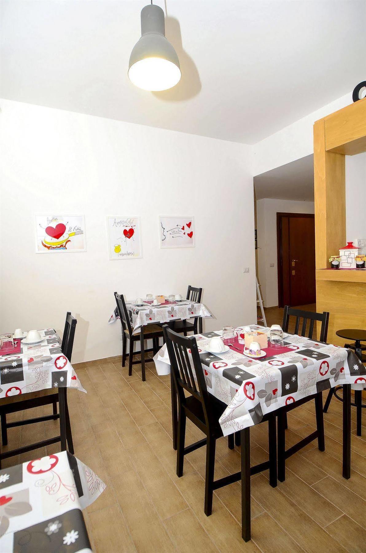 Bed and Breakfast Om2Рим Экстерьер фото